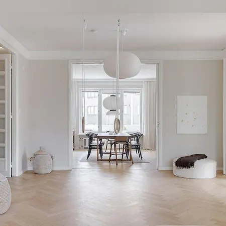 Luxury With Balcony. Διαμέρισμα Ελσίνκι